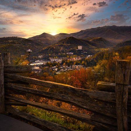 Bear Den, Hot Tub, 1089 Of Free Attraction Tickets For Each Paid Day, Dollywood And More! Севьервилл Экстерьер фото